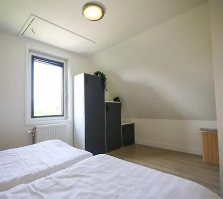 Kg- Vakantiewoning 15 Holiday home *