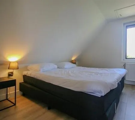Kg- Vakantiewoning 15 Holiday home *